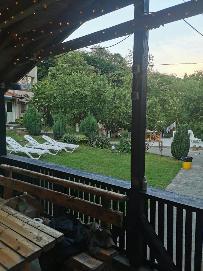 Casa Noastra 호텔 Orşova 외부 사진